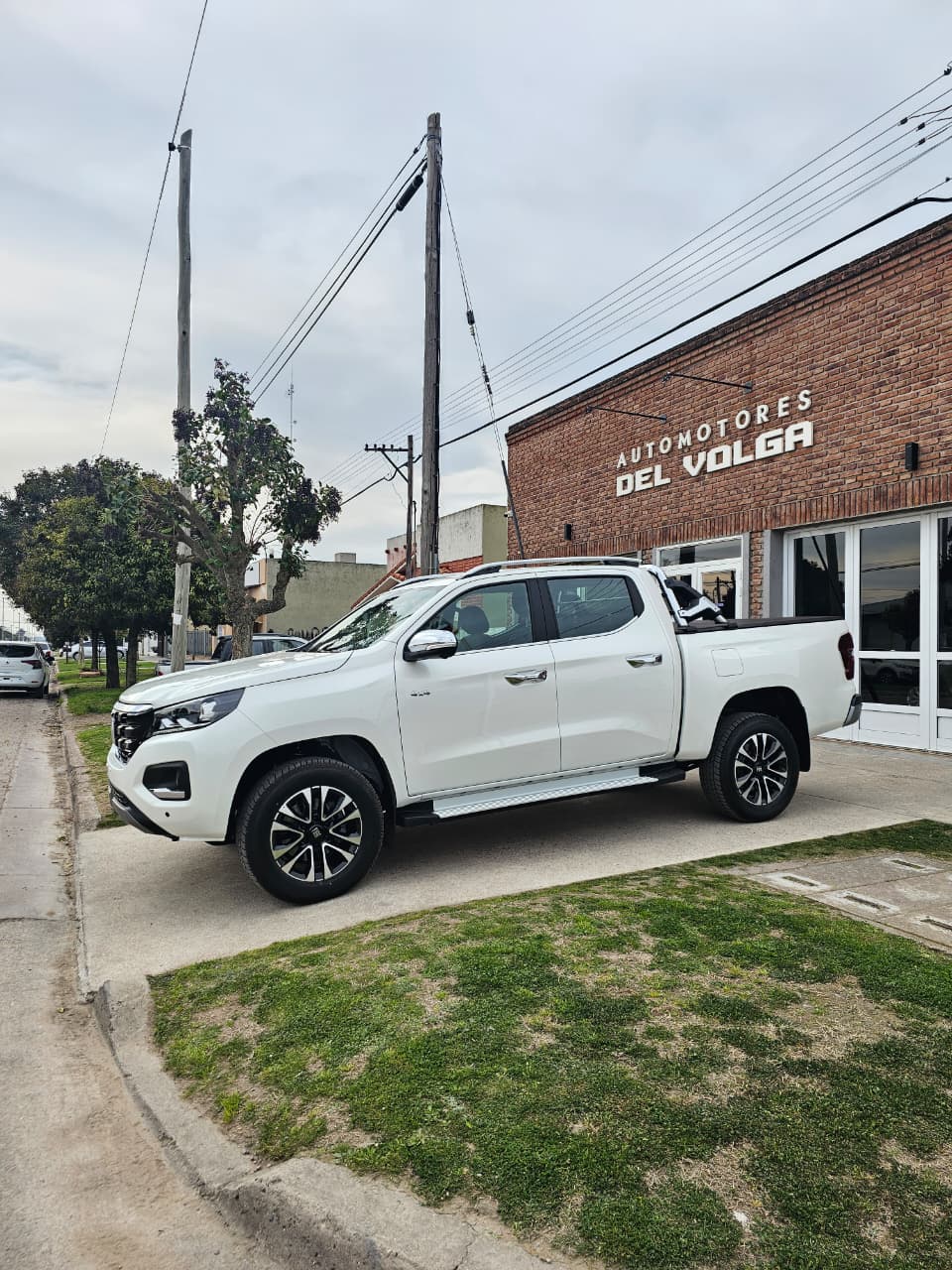 Showroom Automotores del Volga